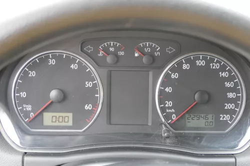 VW Polo 9N Tacho Tachometer Kombiinstrument 229.000km 6Q0920801P 1,2 47kw 40kw