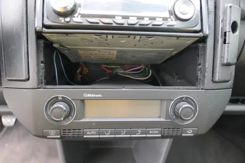VW Polo 9N Mittelkonsole Verkleidung um Radio schwarz 6Q0858069S  (181114)