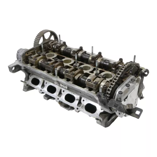 VW Passat 3B A4 Zylinderkopf mit Nockenwellen Ventile AJQ 1,8T APU (181161)