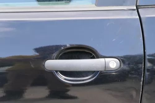 VW Polo 9N 9N3 Tür vorne links Fahrertür 2/3-Türer scharz L041 -ohne Anbauteile (181213)