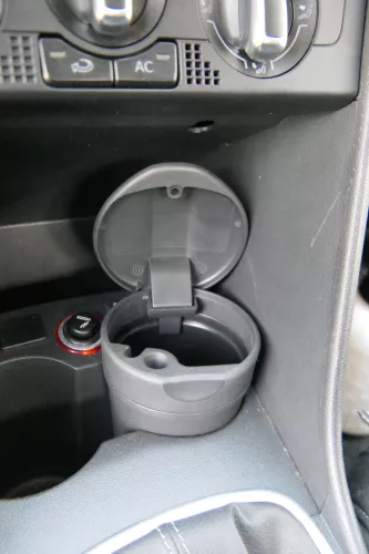 VW Up Polo Aschenbecher 6r0857961
