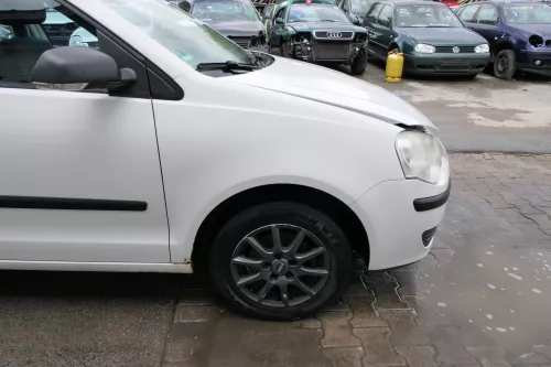 VW Polo 9N3 Kotflügel vorne rechts weiß LB9A
