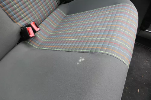 VW Polo 9N 9N3 Sitz Rückbank Sitzfläche Sitze 3 Punkt Gurt hinten mit Kopfstütze (181307)