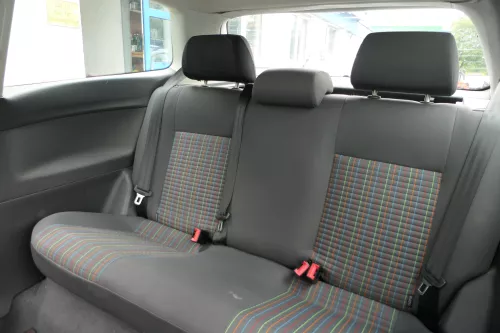 VW Polo 9N 9N3 Sitz Rückbank Sitzfläche Sitze 3 Punkt Gurt hinten mit Kopfstütze (181307)