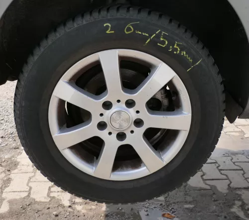 4x Golf 5 6 Alufelgen 195/65R15 91H Allwetterreifen Reifen 2x6mm KBA 47095 (181365)