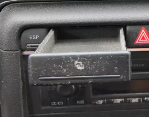 Audi A4 8E B6 Ablagefach Fach vorne 