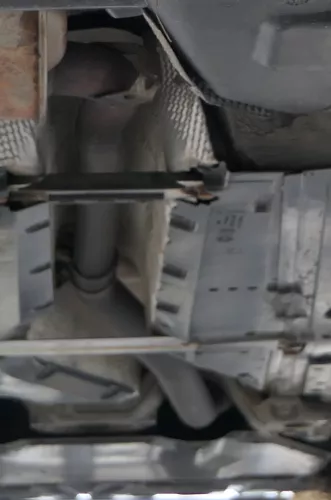 Audi A4 8E B6 Auspuff Zwischenrohr Abgasrohr Hosenrohr ALT 2,0 96kw Benziner