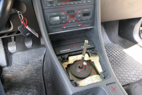 Audi A4 8E B6 B7 Mitteltunnel hinten Verkleidung um Handbremse Konsole schwarz K