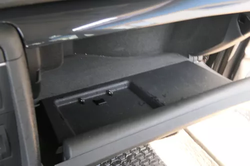 Audi A4 8E B7 Handschuhfach Griff für Handschuhfachdeckel Deckel Klappe schwarz (181503)