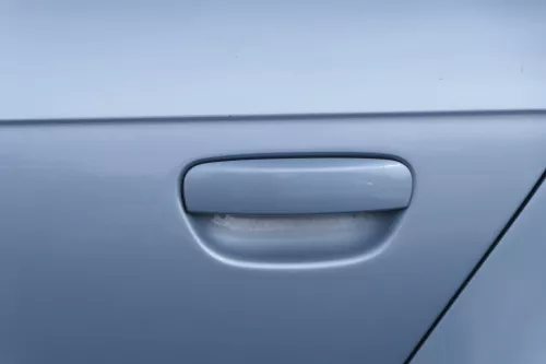 Audi A4 B7 8E Tür hinten links Kombi mit Scheibe blau LY5J + Rahmen Limo (181538)