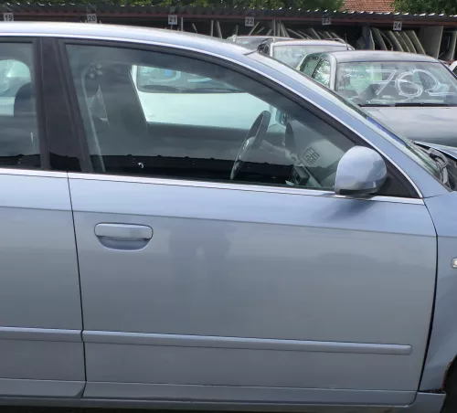 Audi A4 B7 8E Tür vorne rechts Kombi+Limo + Rahmen blau LY5J