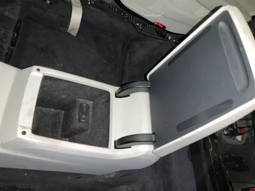 Passat 3C B8 3G Mittelarmlehne Armlehne original komplett Leder weiß St.Tropez (181713)