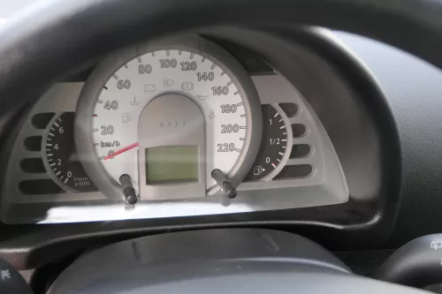 VW Fox 5Z Tacho Tachometer Kombiinstrument 234.000km 5Z0920820N 1,2 54PS 40kw