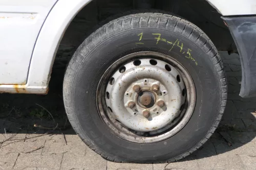 4x LT 35 2D Felge Stahlfelge Reifen Winterreifen 225/70 R15 C 112/110R 7-8mm