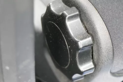 Audi A4 B5 Sitz Fahrersitz vorne links höhenverstellbar (182208)