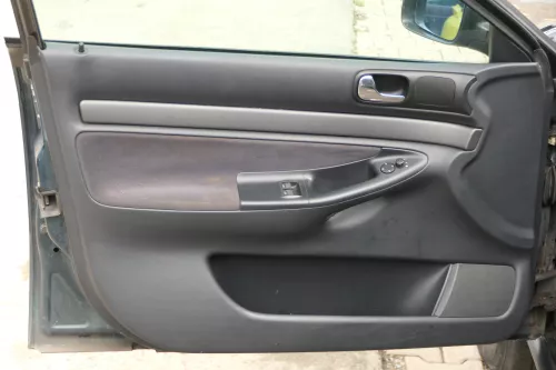 1x Audi A4 B5 Türverkleidung Verkleidung Tür vorne links