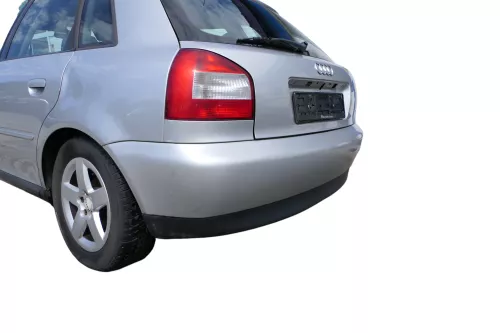 Audi A3 8L Stoßstange Heckstoßstange hinten silber LY7W