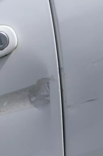 Ibiza 6J Tür vorne links Fahrertür weiß LB9A 2/3-Türer - ohne Anbauteile  DELLE! (182437)