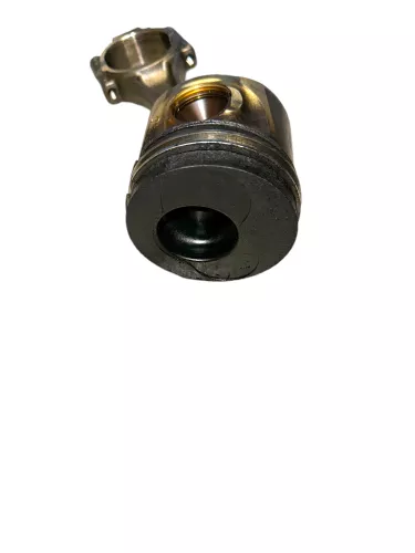 1x VW Golf 5 Touran Pleuel Kolben 1,9 TDI für BLS Motor Zylinder 3 oder 4  BXE (182466)