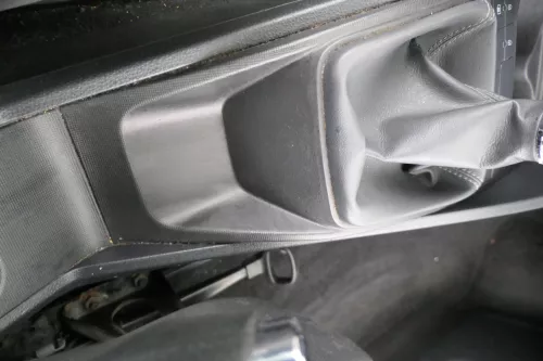 Ibiza 6J Mitteltunnel Verkleidung Mittelkonsole Abdeckung karbonschwarz schwarz (182514)