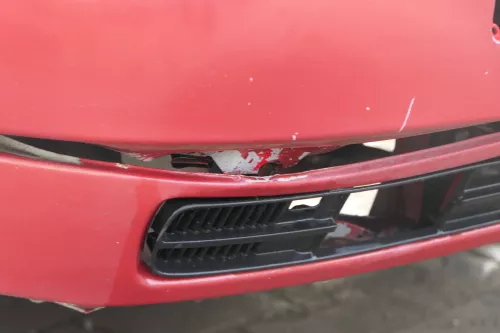 VW Polo 6N Stoßstange vorne 2-geteilte Frontstoßstange rot braun LC3M Stoßfänger (182539)