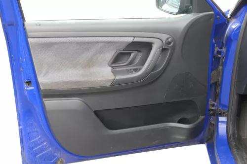 1x Skoda Fabia 5J Stufenheck Türverkleidung Verkleidung Tür vorne links Griff (182562)