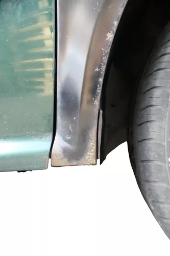 VW Golf 4 1J Kotflügel vorne rechts schwarz Rost (182579)