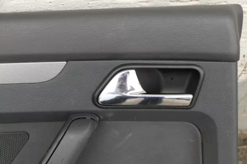 VW Touran 1x Türverkleidung Verkleidung Tür hinten links anthrazit (182602)