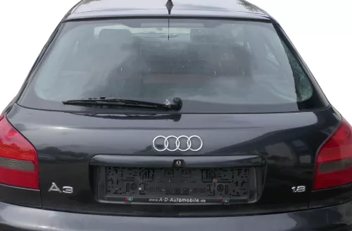 A3 8L bis Bj.ca1999 Heckklappe Kofferraumklappe Klappe hinten schwarz LZ9U Schei