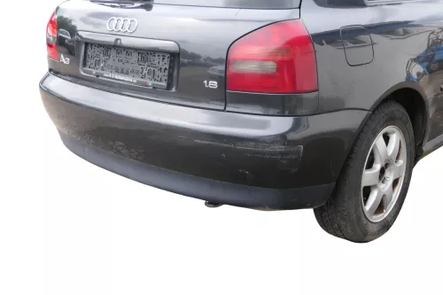 Audi A3 8L Stoßstange Heckstoßstange hinten schwarz LZ9U (182764)
