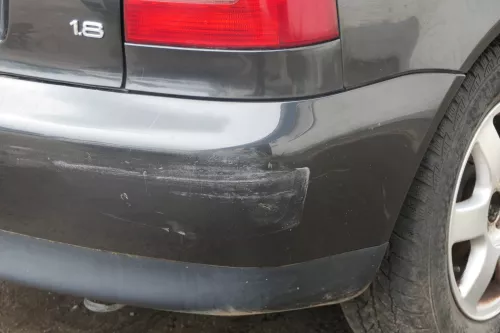 Audi A3 8L Stoßstange Heckstoßstange hinten schwarz LZ9U (182764)