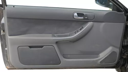 1x Audi A3 8L Türverkleidung Verkleidung Tür vorne links 2/3-Türer onyx/schiefer