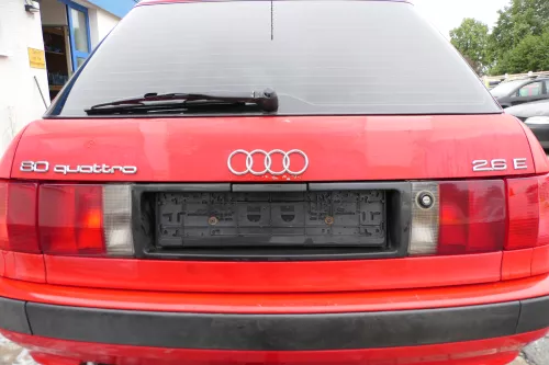 Audi 80 8C Kombi Avant hinten Heckklappe mit Scheibe Deckel rot LY3H ohneAnbaute (182822)