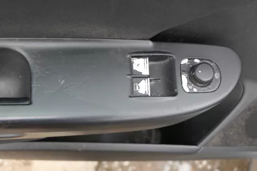 VW Passat 3C Variant 1x Türverkleidung Verkleidung Tür vorne links schwarz (183104)