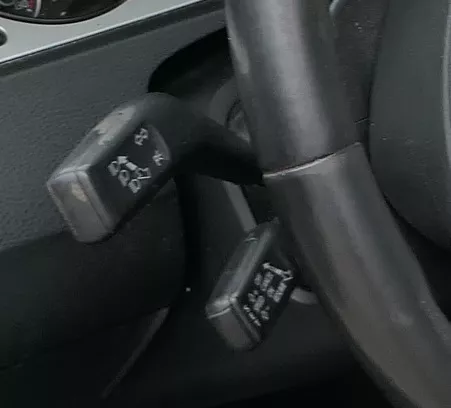 VW Passat 3C Lenkstockschalter Modul Lenkstockmodul Tempomat