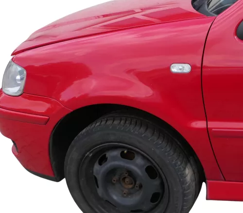 VW Polo 6N2 Kotflügel vorne links rot LP3G (bis auf den Schweller)