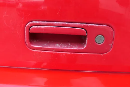 Polo 6N2 Heckklappe Klappe hinten Kofferraumklappe rot LP3G Scheibe ohneAnbautei (183311)