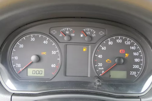 VW Polo 9N Tacho Tachometer Kombiinstrument 200.800km 6Q0920800P 1,2 47kw 40kw