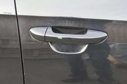 Passat 3C Kombi o. Limo Tür vorne rechts Beifahrer schwarz LC9X ohneAnbauteile (183361)