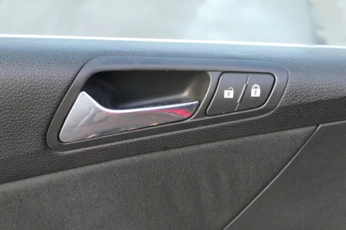 VW Passat 3C Variant 1x Türverkleidung Verkleidung Tür vorne links schwarz (183390)