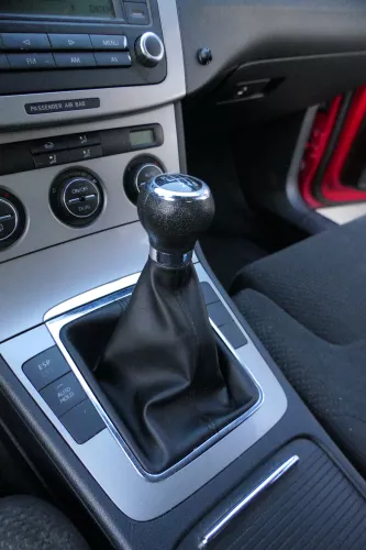 VW Passat 3C 6-Gang Schaltknauf Schaltsack Schaltung Schaltknüppel original (183401)