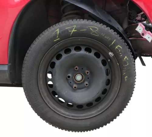 4x VW Passat 3C Golf Reifen Winterrreifen M&S 205/55 R16 94H Felgen 6-8mm (183421)