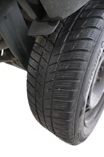 4x VW Passat 3C Golf Reifen Winterrreifen M&S 205/55 R16 94H Felgen 6-8mm (183421)