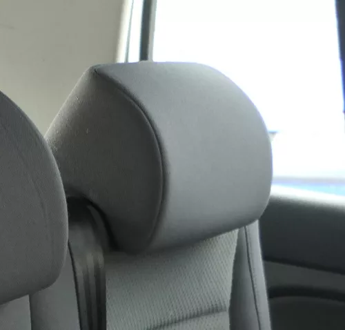 1x VW Golf 5M Plus Kopfstützen Kopfstütze hinten rechts links 5M0885901AA 7AA (183499)