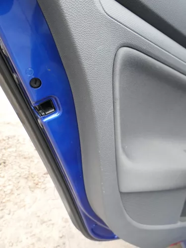 1x Golf 5 Limousine Türverkleidung Verkleidung Tür hinten links 4/5-Türer schwa (183522)