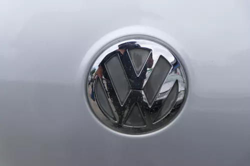 VW Fox 5Z Heckklappe Kofferraumklappe Klappe hinten + Scheibe silber LA7W (183544)