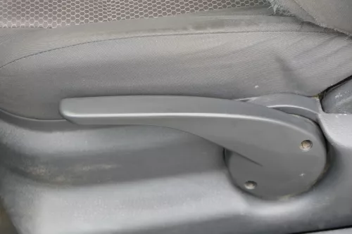 VW Fox Sitz Fahrersitz vorne links OHNEAirbag höhenverstellbar (183549)