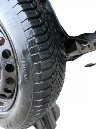 4x VW Golf 6 Plus 5M 195/65 R15 95V Winterreifen M+S Felgen Reifen M&S   ca. 6mm (183574)