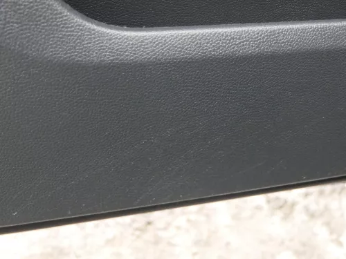 1x Skoda Fabia 5J Stufenheck Türverkleidung Verkleidung Tür vorne links Griff (183597)