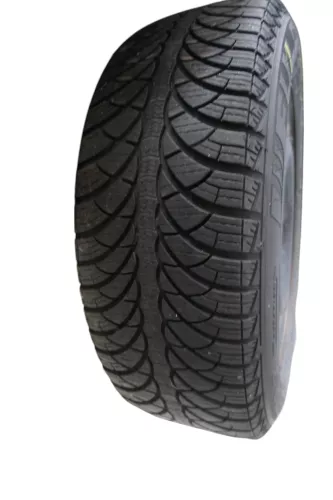 4x Polo 6R 9N Ibiza Felgen 185/60 R14 T Winterreifen M+S 6jx15 ET38 Reifen 6-8mm (183655)